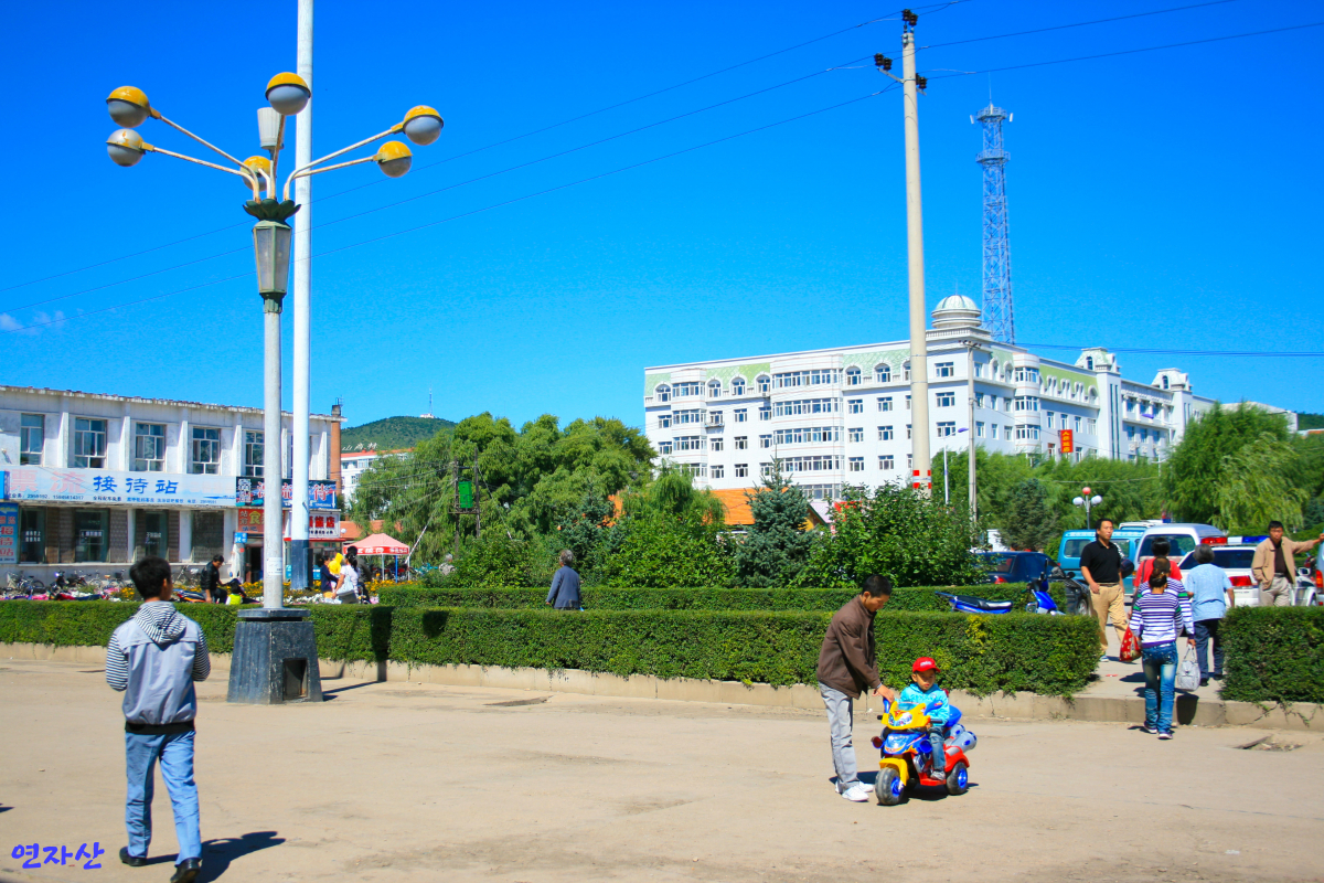 IMG_0900-60.jpg
